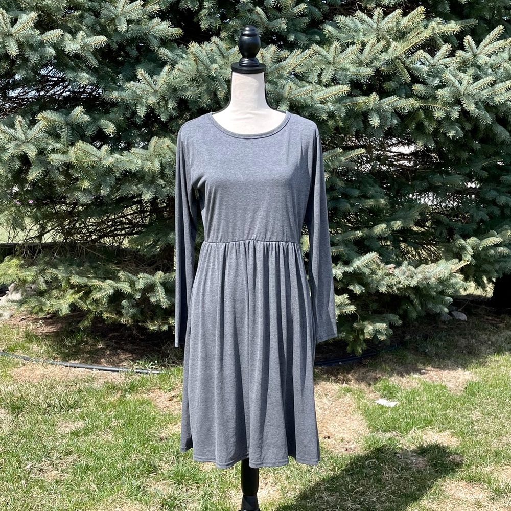 🔥MAKE OFFER🔥NWT!!Lunajany skater dress🔥